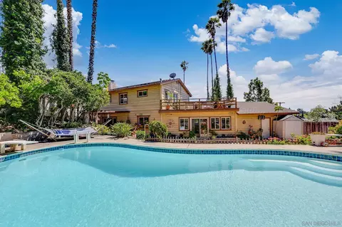 Exterior - 1550 Pepper Dr, El Cajon, CA 92021 photo 14 of 19