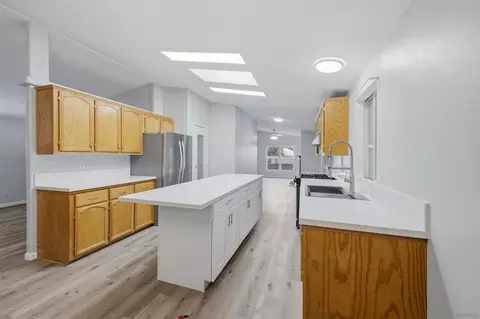 Kitchen - 450 E Bradley Ave #151, El Cajon, CA 92021 photo 5 of 11