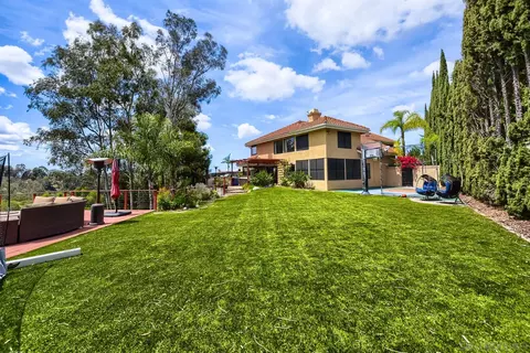 11323 Alejo Ln, San Diego, CA 92124