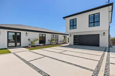 Exterior - 227 Hill Dr, Vista, CA 92083 photo 2 of 4
