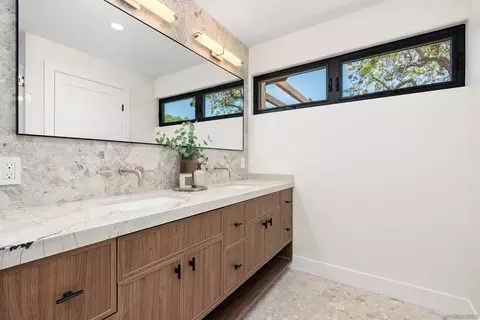 Bath - 227 Hill Dr, Vista, CA 92083 photo 2 of 5