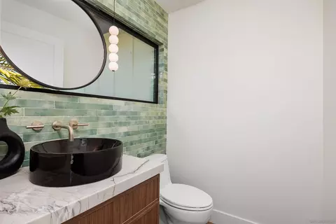 Bath - 227 Hill Dr, Vista, CA 92083 photo 1 of 5
