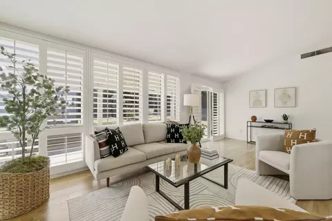 6636 Bisby Lk, San Diego, CA 92119