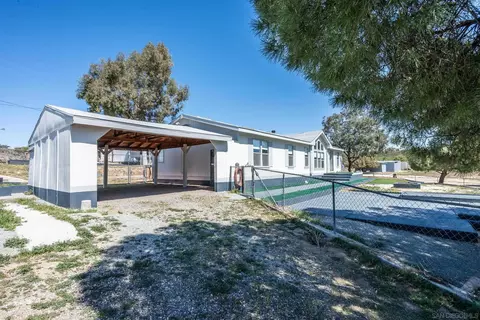 1525 Tea Rose Ln, Jacumba, CA 91934