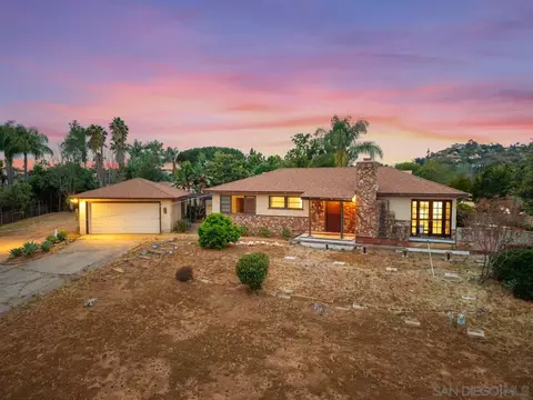 10765 Lupin Way, La Mesa, CA 91941