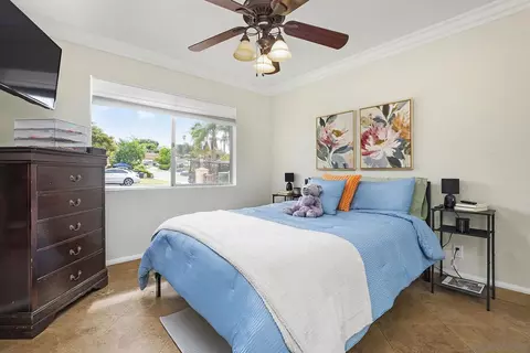 Bedroom - 2551 Buena Rosa, Fallbrook, CA 92028 photo 2 of 3