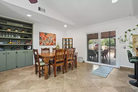 Dining - 2551 Buena Rosa, Fallbrook, CA 92028 photo 3 of 6