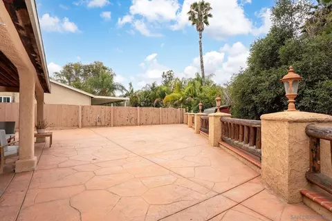 Exterior - 2551 Buena Rosa, Fallbrook, CA 92028 photo 9 of 17