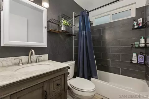 Bath - 825 Buchanan St, Escondido, CA 92027 photo 2 of 2