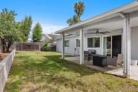Exterior - 825 Buchanan St, Escondido, CA 92027 photo 4 of 7