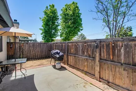 431 Nantucket, Escondido, CA 92027 photo 27