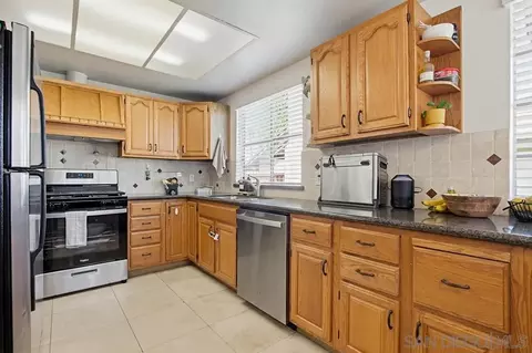 431 Nantucket, Escondido, CA 92027 photo 15