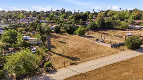 birch ave, Escondido, CA 92027 photo 2