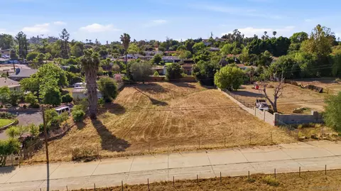 birch ave, Escondido, CA 92027 photo 3