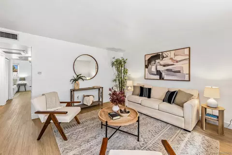 1030 Robinson Ave #215, San Diego, CA 92103