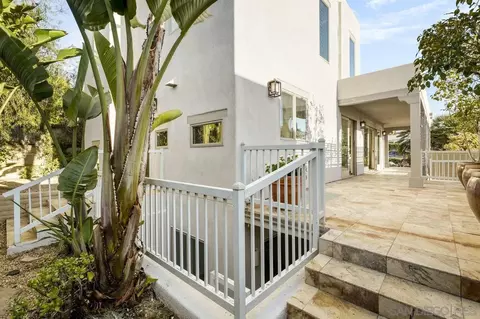 Exterior - 126 7th St, Del Mar, CA 92014 photo 5 of 11