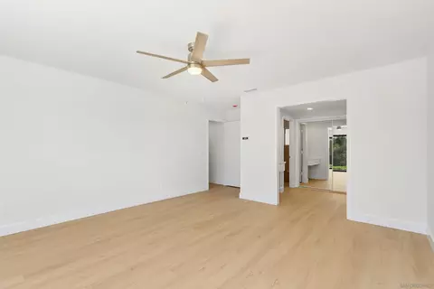 Bedroom - 363 Tumble Crk, Fallbrook, CA 92028 photo 5 of 11