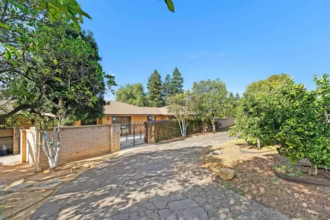 Exterior - 363 Tumble Crk, Fallbrook, CA 92028 photo 3 of 13