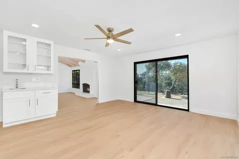 Living - 363 Tumble Crk, Fallbrook, CA 92028 photo 11 of 12