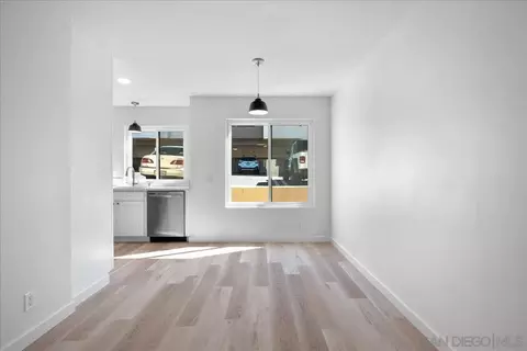 Dining - 955 Postal Way #29, Vista, CA 92083 photo 1 of 1