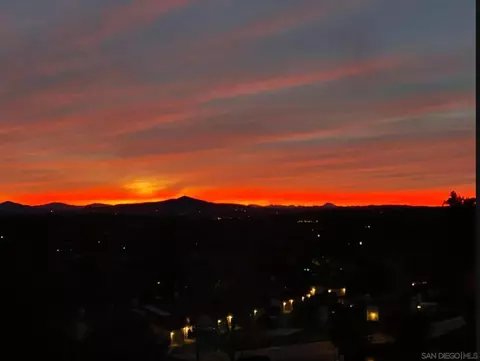 1872 Forestdale, Encinitas, CA 92024