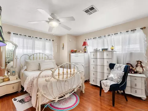 Bedroom - 1506 Oak Dr #34, Vista, CA 92084 photo 1 of 4