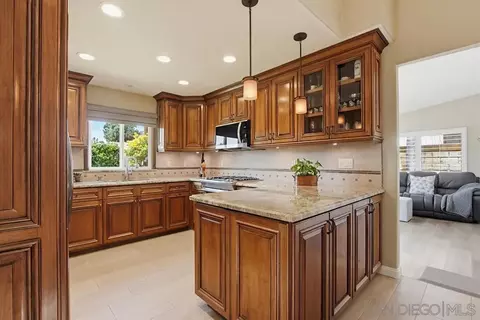 Kitchen - 13236 Ryans Way, Lakeside, CA 92040 photo 5 of 6