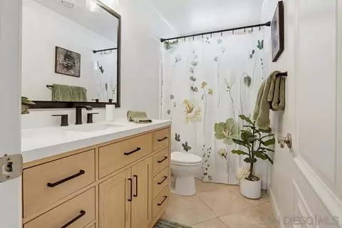 Bath - 13236 Ryans Way, Lakeside, CA 92040 photo 1 of 3