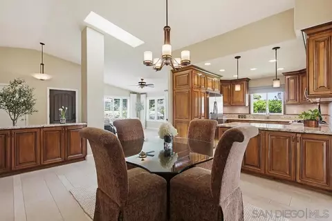 Dining - 13236 Ryans Way, Lakeside, CA 92040 photo 2 of 4