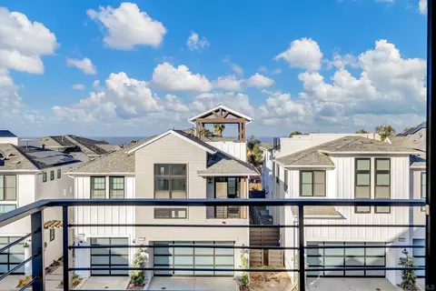 1602 San Remo Pl #104, Encinitas, CA 92024