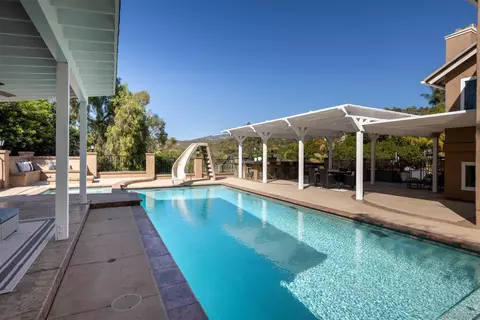 Exterior - 14026 Donart Dr, Poway, CA 92064 photo 4 of 9