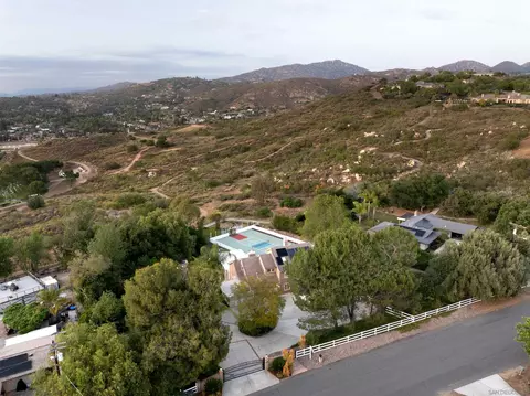 View/Area - 14026 Donart Dr, Poway, CA 92064 photo 4 of 4