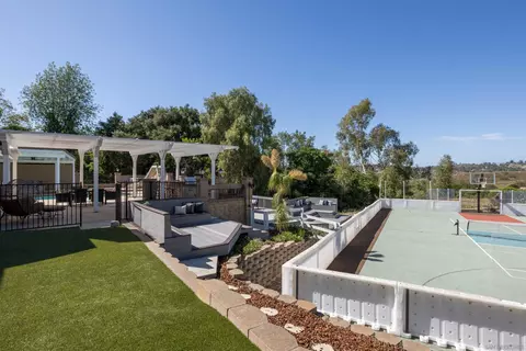 Exterior - 14026 Donart Dr, Poway, CA 92064 photo 9 of 9