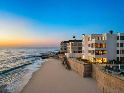 View/Area - 100 S Coast Blvd #104, La Jolla, CA 92037 photo 2 of 3