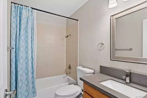 Bath - 5636 Boot Way, Oceanside, CA 92057 photo 4 of 4