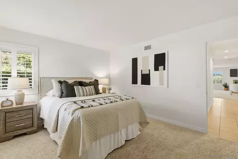Bedroom - 4245 Dawn, Oceanside, CA 92056 photo 4 of 5