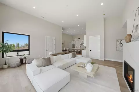 Living - 3916 Citrus, Fallbrook, CA 92028 photo 5 of 6