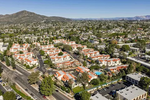 View/Area - 5715 Baltimore #39, La Mesa, CA 91942 photo 6 of 13