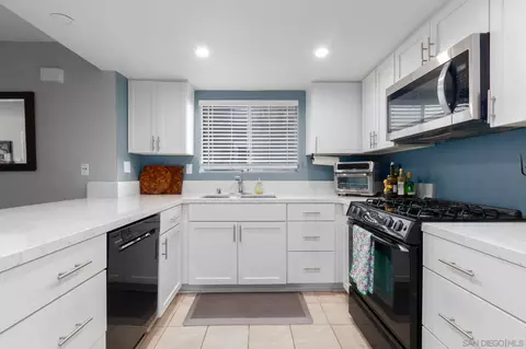 Kitchen - 106 Mangano Cir, Encinitas, CA 92024 photo 2 of 2