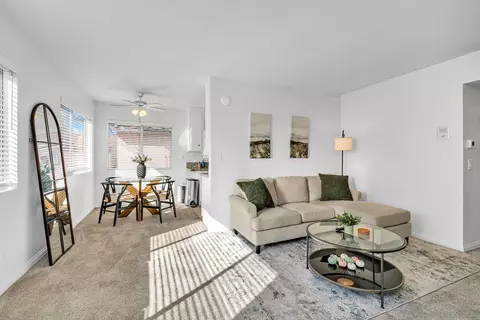 3800 Kendall St #3, San Diego, CA 92109