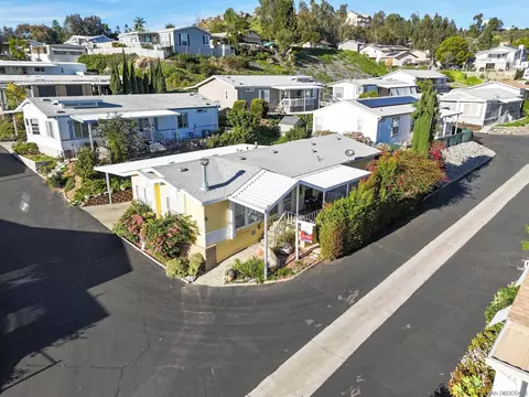 12250 Vista Del Cajon Rd #SPACE 25, El Cajon, CA 92021