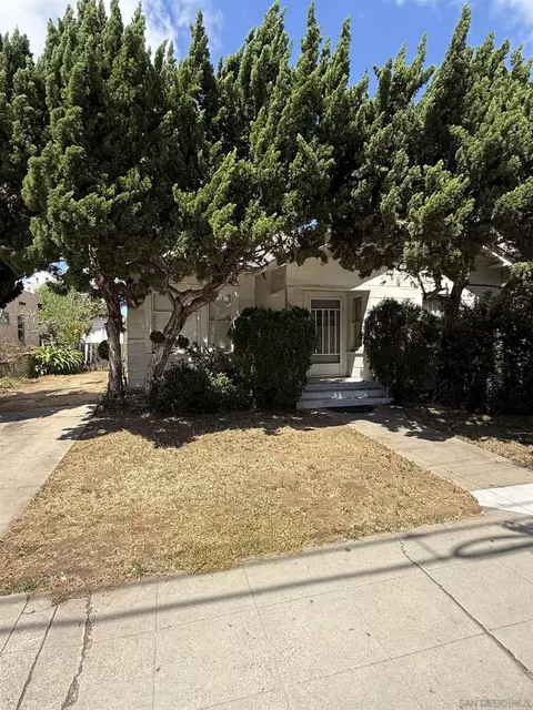 4122 1st, San Diego, CA 92103