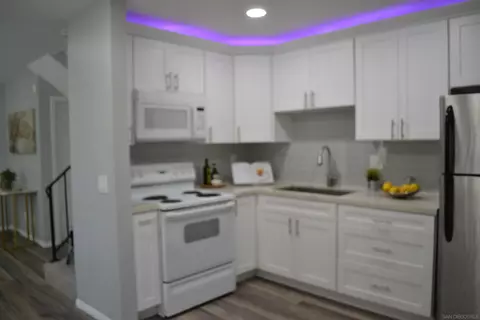 Kitchen - 10235 Madrid Way #149, Spring Valley, CA 91977 photo 3 of 3
