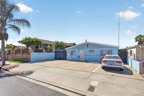 4165-4171 Epsilon St, San Diego, CA 92113
