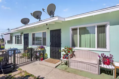 4165-4171 Epsilon St, San Diego, CA 92113