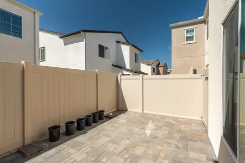 Exterior - 227 Canopy Trl, Fallbrook, CA 92028 photo 2 of 6