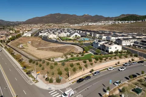 View/Area - 227 Canopy Trl, Fallbrook, CA 92028 photo 1 of 2