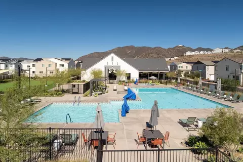 Exterior - 227 Canopy Trl, Fallbrook, CA 92028 photo 5 of 6