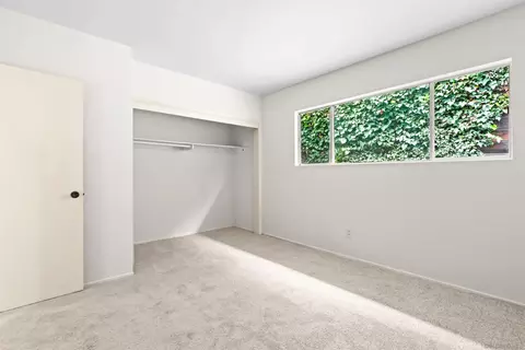 Bedroom - 5877 Soledad Mountain Rd, La Jolla, CA 92037 photo 1 of 2