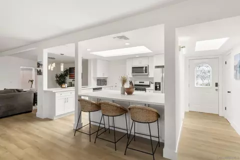 Kitchen - 1005 Oneonta Ave, Imperial Beach, CA 91932 photo 3 of 6